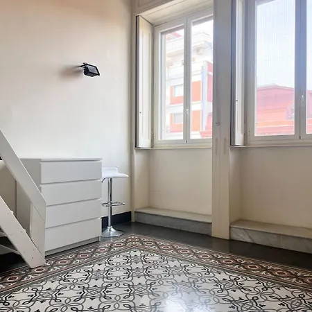 Apartment Stay-theatre