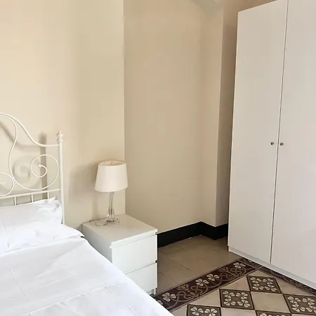 Apartment Stay-theatre *